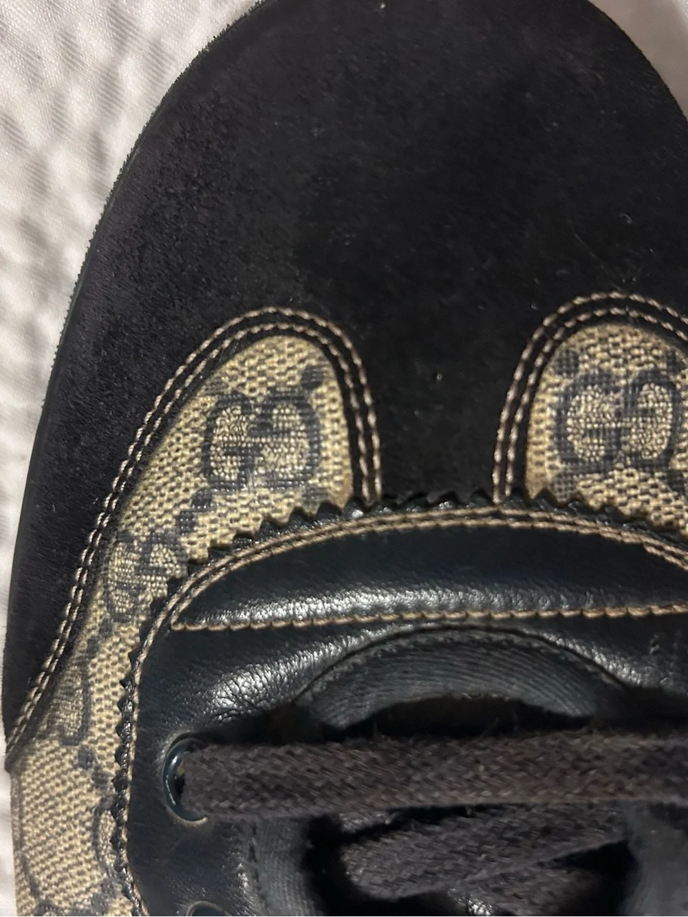 Gucci Men’s Black & Gray GG Canvas Low-Top Sneakers